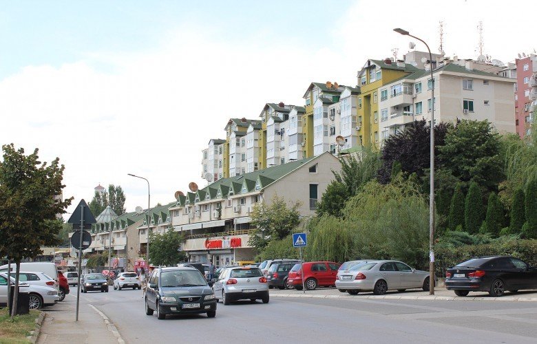 Rikthehet qarkullimi me një kah në rrugën “Ilaz Kodra” në Prishtinë