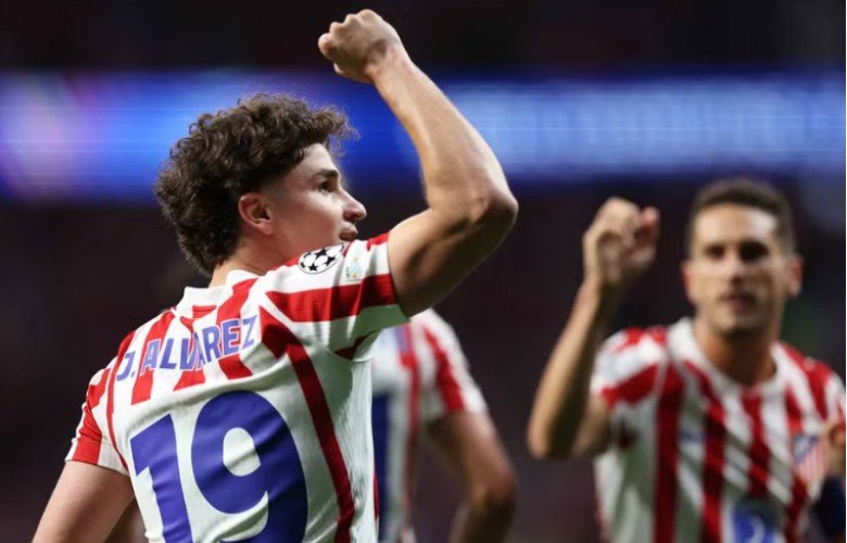 Alvarez thotë se është i fokusuar te Atletico e nuk merret me spekulime