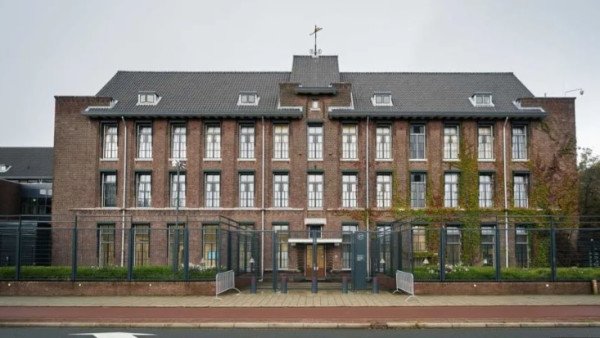 ​Specialja refuzon dëshminë e ekspertit të ZPS-së në rastin Thaçi dhe të tjerët për pengim të drejtësisë