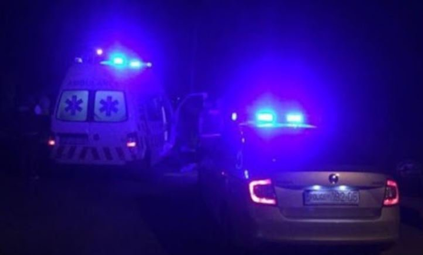 Kaplohet nga zjarri një shtëpi në Kodër të Trimave  Policia  Një person pranoi tretman mjekësor