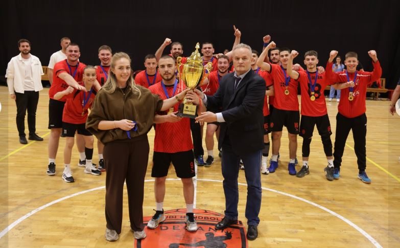 Deçani e fiton ndeshjen vendimtare, kthehet në Superligë