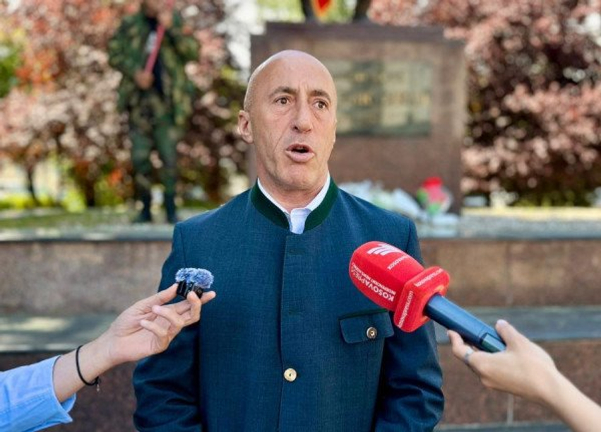 Haradinaj për kostumin e tij  Është i Habsburgëve  ishin armiq të armiqve tanë