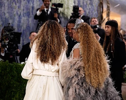 Blue Ivy “sfidon” kërkesat në debutimin e saj në Met Gala