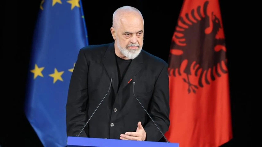  Lidershipi serioz është arti për të shmangur kolapsin   Kryeministri Rama ndan  porositë  që i dha profesori i Drejtësisë vite më parë  Mos e nënvlerëso veten  vendi juaj 