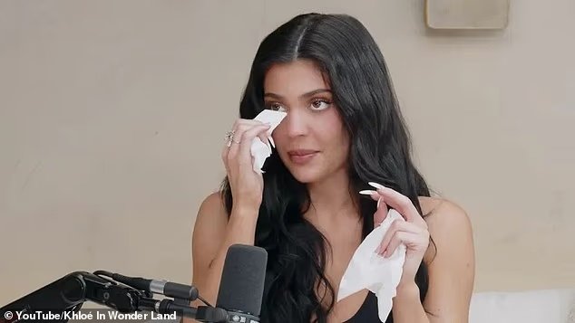 Kylie Jenner rrëfen: Qava pa ndalur në publik
