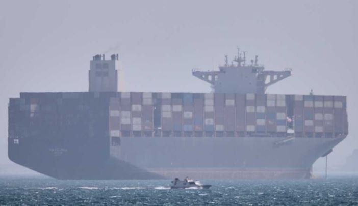 Goditje nga ajri në Gjirin e Omanit/ Forcat amerikane dëmtojnë anijen iraniane pas bllokadës në Hormuz