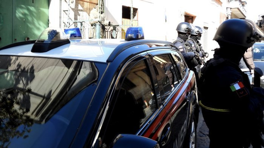 Operacion antimafia në Napoli  14 të arrestuar të lidhur me grupet shqiptare të drogës