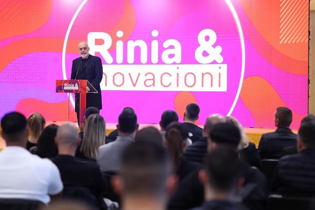 “Rekord aplikimesh për grante për programet e Start-Up”, Rama nga Elbasani: Nxisim të rinjtë me ide dhe potencial