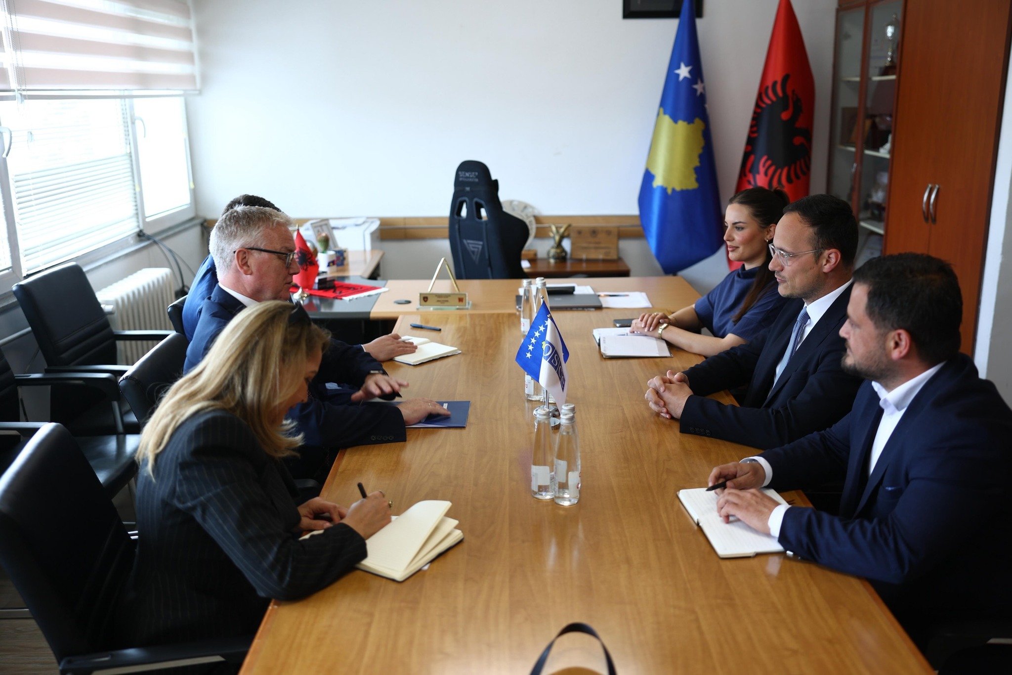 Hyseni priti shefin e OSBE-së në Kosovë, ambasadorin McGurk