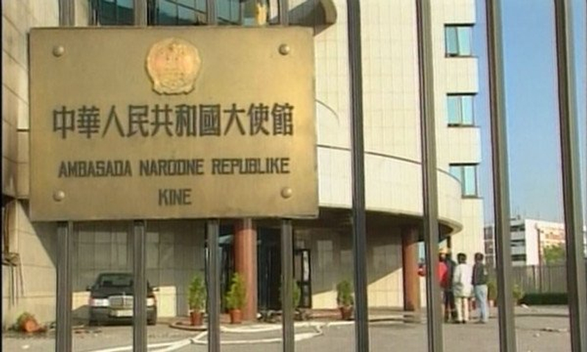 nato-kishte-bombarduar-ambasaden-kineze-ne-beograd-clinton-fajesoi-millosheviqin-mbrojti-kosoven
