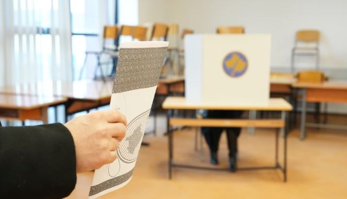 Kush garon në zgjedhjet e parakohshme parlamentare të Kosovës?