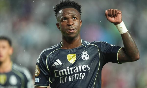 Man City përfiton nga kaosi te Real Madridi, synon transferimin e Viniciusit