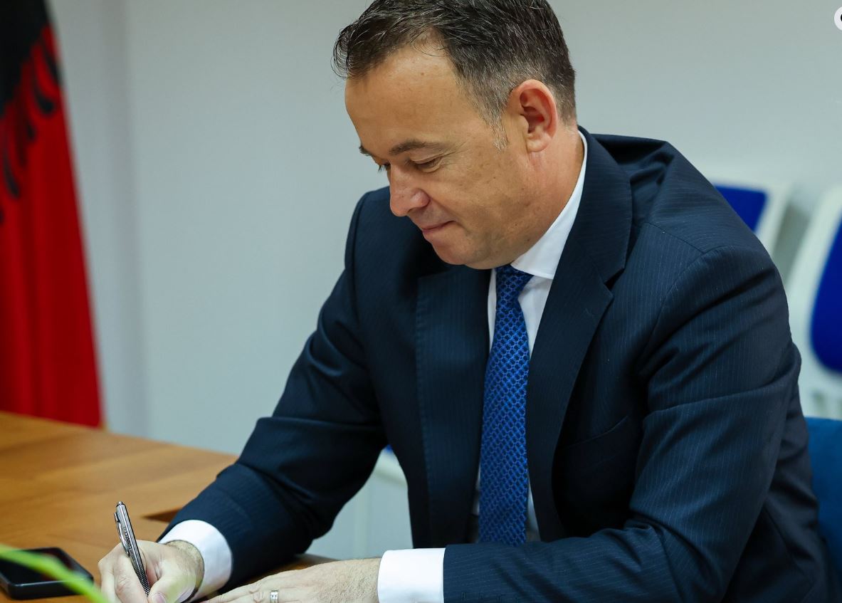 “Me Albin Kurtin na bashkoi Kosova”, Faton Peci me mesazh të qartë: Jemi të palëkundur se me kë e shohim partneritetin