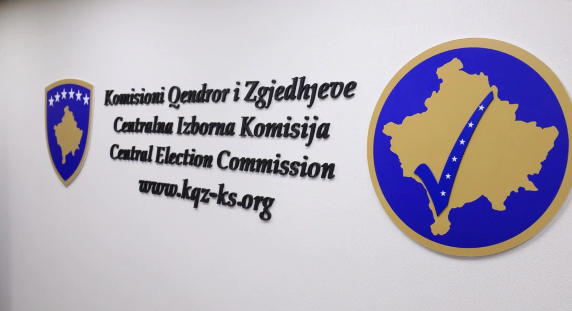 KQZ hap tender për shërbime të transportit ajror në vlerë prej mijëra eurosh 