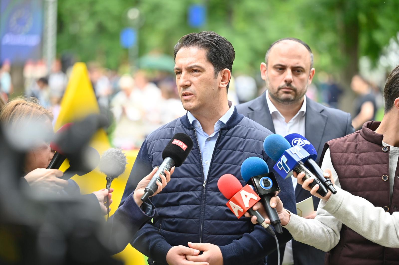 Bekim Sali merr pjesë në shënimin e Ditës së Evropës 2026 në Shkup