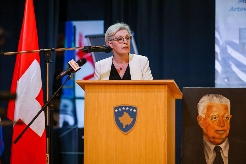 Donika Gërvalla  Profesor Agani dhe Sali Çekaj herët e kishin kuptuar që liria nuk fitohet vetëm me armë
