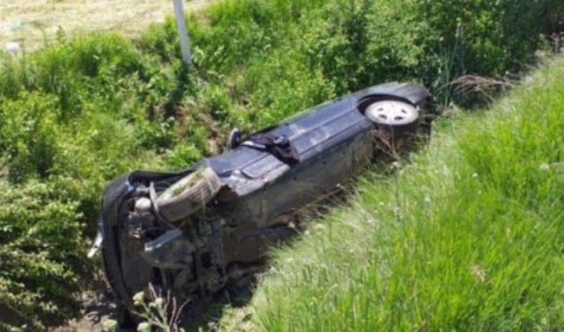 66-vjeçari i dehur humb kontrollin e mjetit elektrik dhe përfundon në kanal