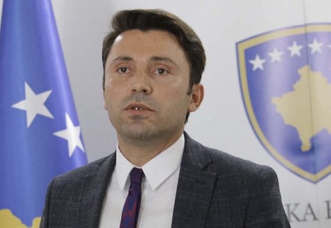 ​Rrustemi: Binomi Osmani–Abdixhiku është bërë për karrierë personale të tyre