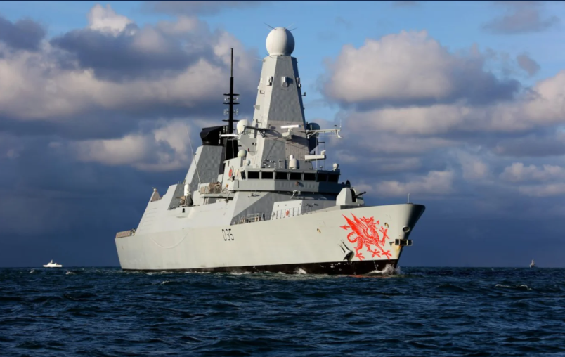 Britania dërgon anijen luftarake HMS Dragon në Lindjen e Mesme, Londra dhe Franca përgatiten për mbrojtjen e Hormuzit