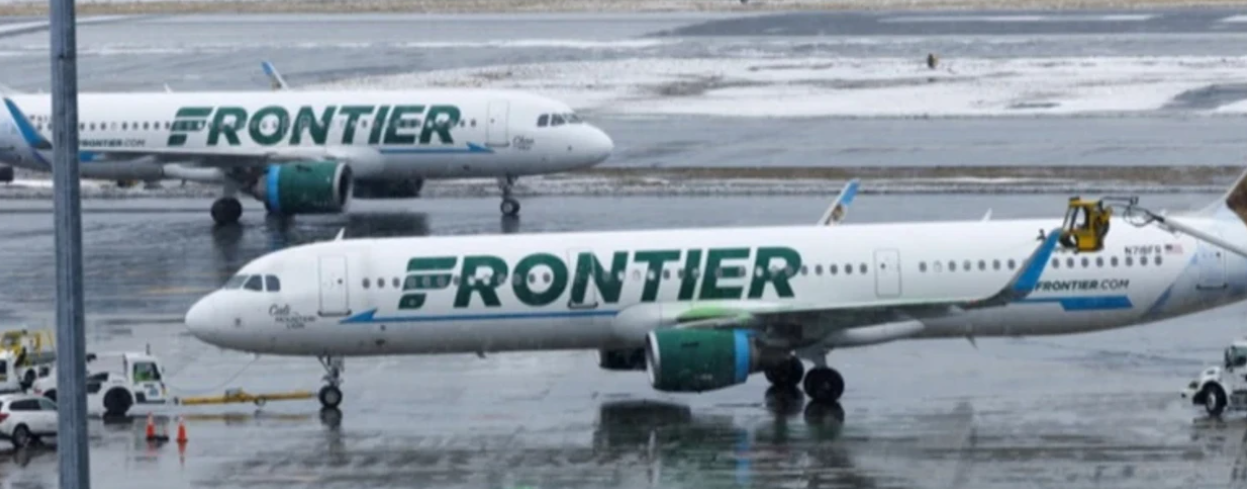 Aeroplani në SHBA godet dhe vret një burrë në pistë gjatë ngritjes