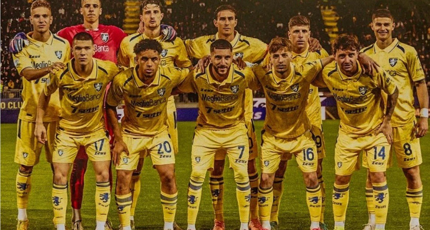 Frosinone rikthehet në elitë  sigurohet ngjitja në Serie A ku për herë të fundit ishte në vitin 2024 