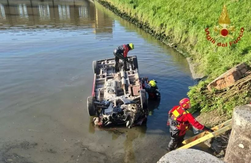 Tragjike  Minivani përfundon në kanal  3 viktima në Venecia