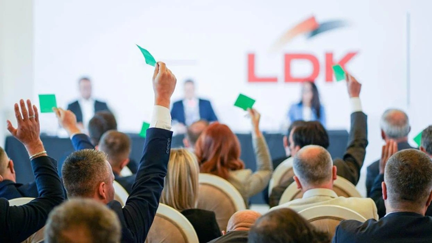 Vjosa Osmani vet e 20 ta në listën e LDK së  aprovohet nga Këshilli