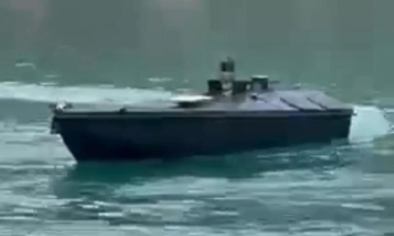 Ushtria greke në alarm! Zbulohet një anije pa pilot me eksploziv në Lefkadë