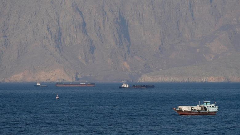 Anija tregtare u sulmua pranë Dohas, Irani: Paralajmërim për vështirësi në Hormuz për vendet me sanksione