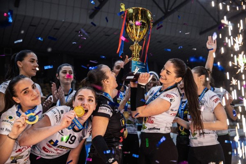 fer-volley-kater-trofe-ne-nje-sezon-plot-sfida