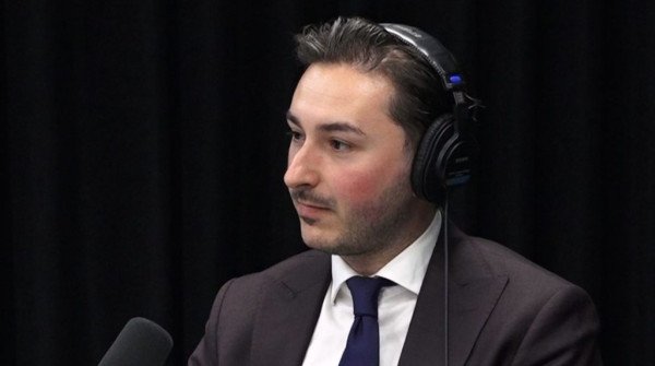 Arbër Gashi, deputeti shqiptar në parlamentin e Suedisë