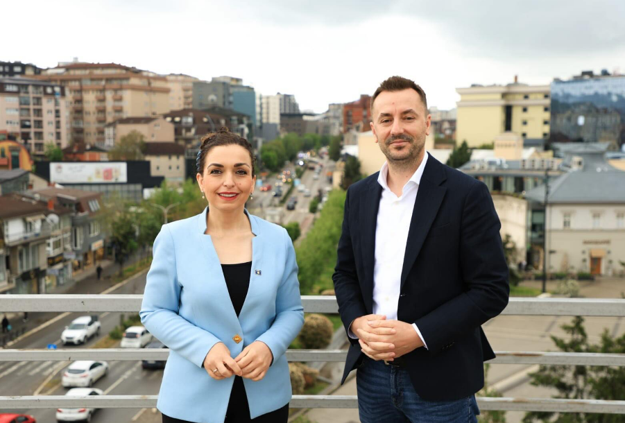 Vjosa Osmani prezanton aderimin e radhës 