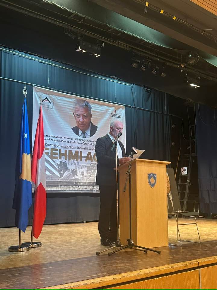 Saim Tahiraj: Lavdi veprës kolosale të prof. Fehmi Aganit!