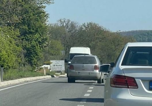 Kreu tejkalim të rrezikshëm, ndëshkohet shoferi gjilanas