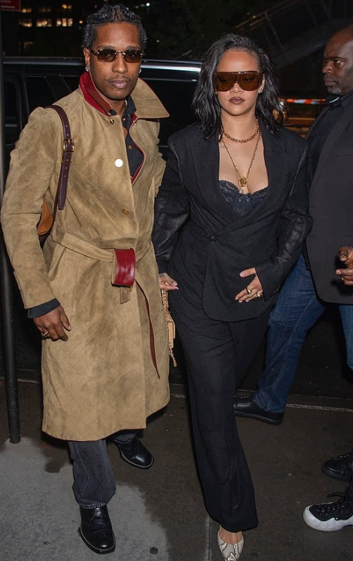 Rihanna tërheq vëmendjen në NYC gjatë darkës me A$AP Rocky