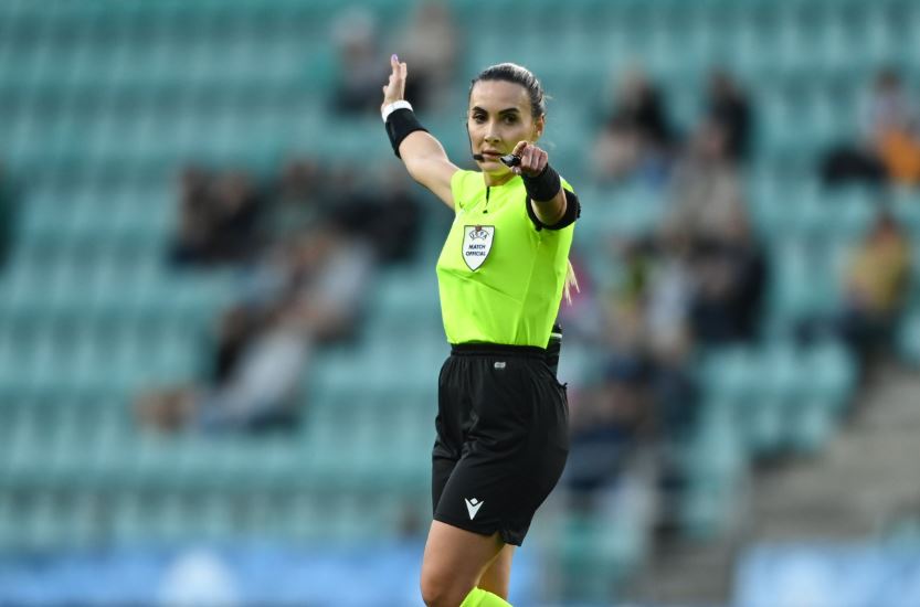 Pikantet e Partizani-Dinamo/ 3 arbitre për derbin, mungojnë ultrasit, por jo turistët