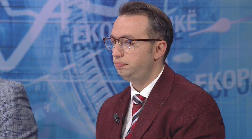 “Protestat e opozitës sa për statistikë”/ Hitaj: Deputetët e PD në grevë urie? Disa thonë ‘do na lënë të vdesim’