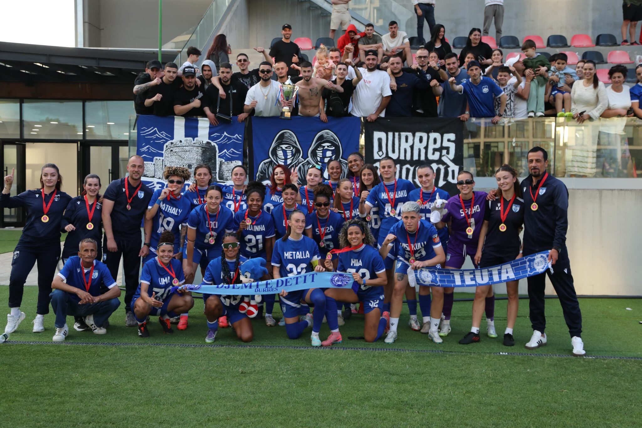Teuta shkruan historinë, fiton trofeun e parë ndaj Apolonisë