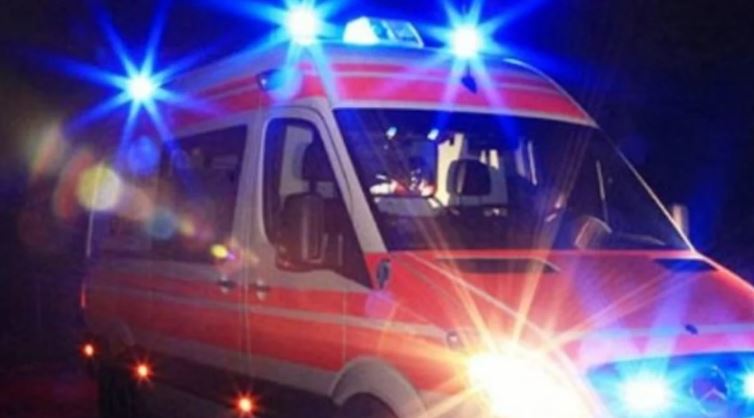 U nisën me skaf nga Korfuzi drejt Dubrovnikut, dy kroatë pësojnë dëmtime nga kushtet atmosferike dhe transportohen drejt spitalit të Vlorës
