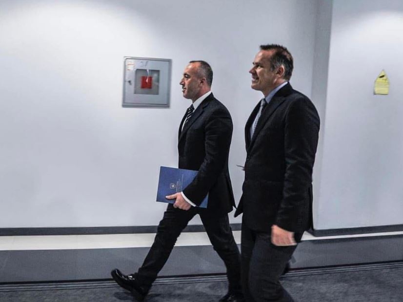 Haradinaj zyrtarizon kandidimin e Avni Arifit për deputet