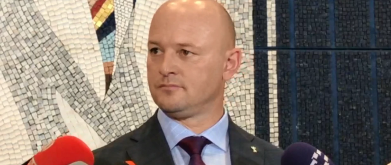 Abazi mohon se ka ndikuar mbi prokurorët për ndërprerjen e hetimeve në rastin TEC Negotinë