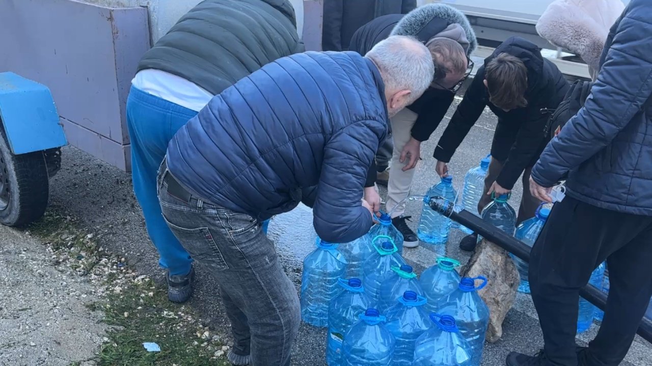Vlora sërish nën regjimin e krizës së ujit, defekti i rëndë regjistrohet në rrjetin kryesor të ujësjellësit