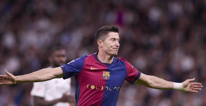 Lewandowski merr ofertën e pabesueshme