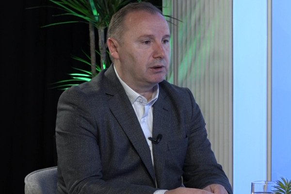 Zemaj zbulon prapaskenat e listës së LDK-së: Si u lanë anash Hoti dhe Bajrami për hir të bashkimit me Osmanin?