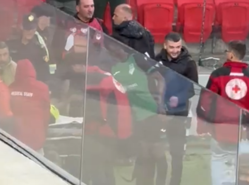 E dërgoi portierin e Dinamos në spital