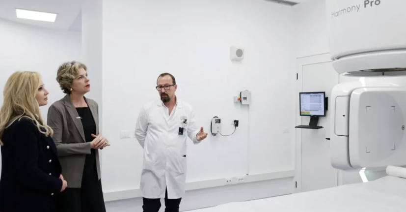 Vihet në funksion Akseleratori i 3-të në Spitalin Onkologjik, ministrja Sala: Po punojmë për brankiterapinë dhe…