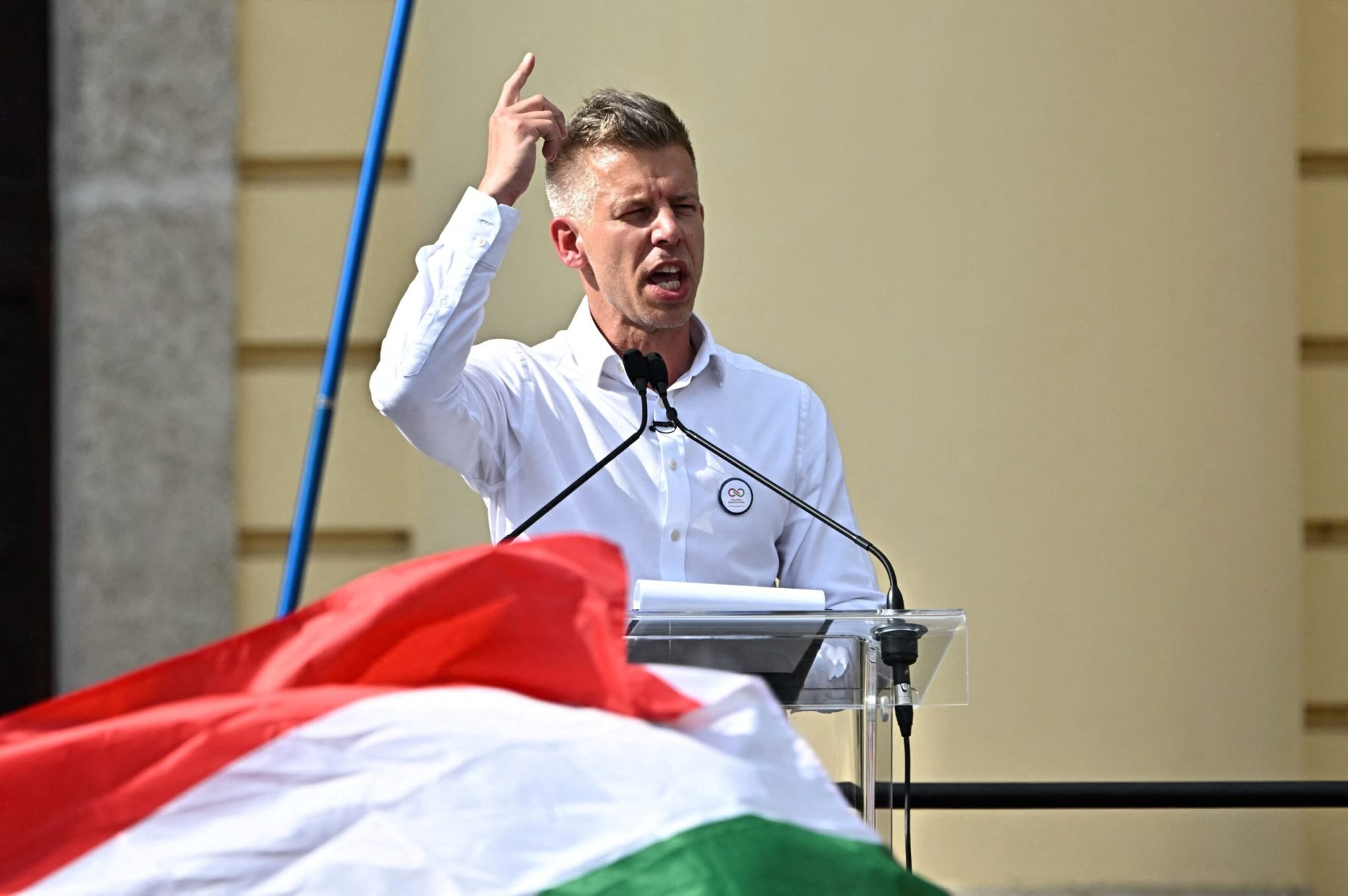 Peter Magyar ndryshon kurs ndaj Rusisë pas sulmeve pranë kufirit hungarez, Budapesti sinjalizon distancim nga Moska