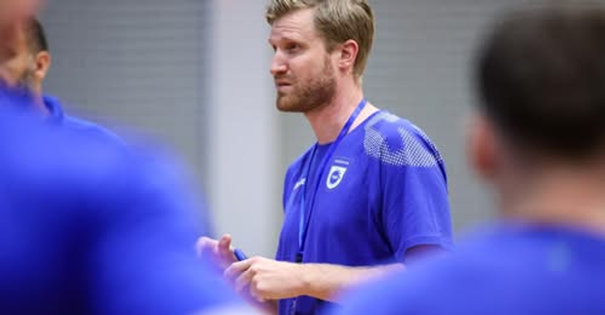 Selektori Ostlund mban grumbullim me hendbollistët e rinj