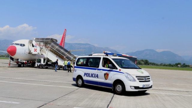 “Për të lypur rrugëve të Athinës”/ I dënuar për trafik fëmijësh, ekstradohet Mustafa Saliu