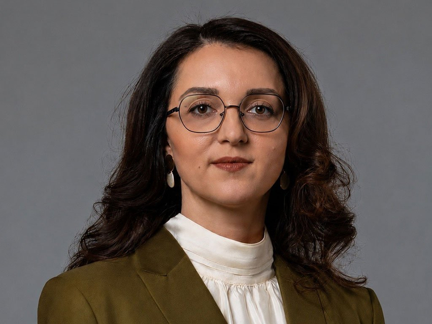 Ish  deputetja e LVV së i kundërpërgjigjet Osmanit  Çka fole ti me Grenellin e Gjuriqin në tetor 2025  prej kujt u fshehe që 